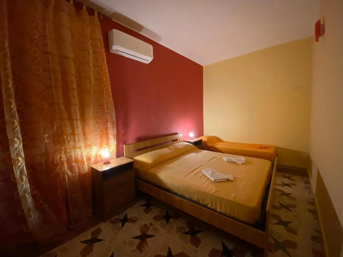 Holiday home 200M From The Sea - Large Private Patio With Bbq Villa Triscina Italy